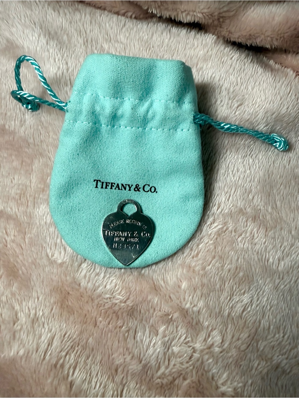 Tiffany & Co. Silver Large Heart Tag with Signature Blue Pouch - Picture 2 of 7